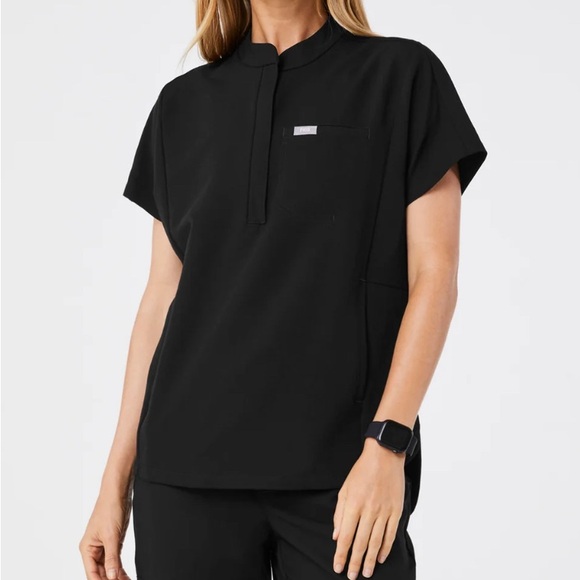 Brand New FIGS Mock Neck Scrub Top, Small, Black - Picture 1 of 3
